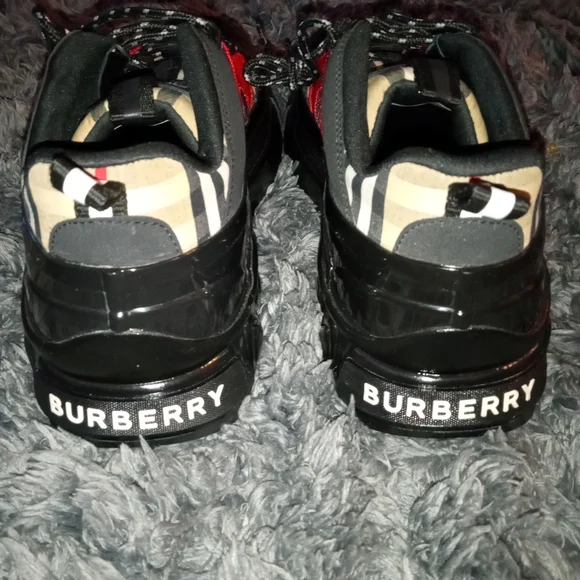 Size 40 & 42 Burberry Arthur Vintage shoes